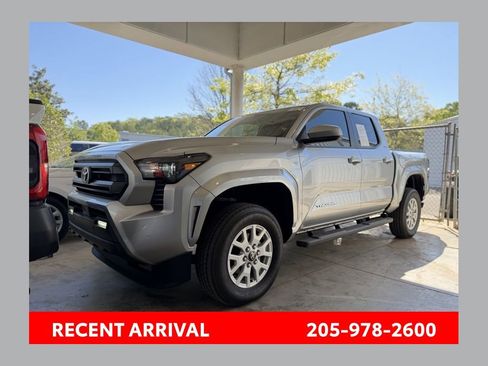 Used 2024 Toyota Tacoma SR5 w/ SR5 Upgrade Package image 1