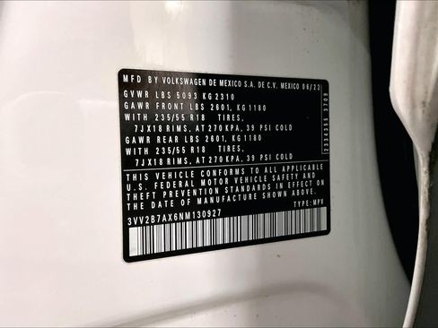 Used 2022 Volkswagen Tiguan SE AWD/4WD image 35