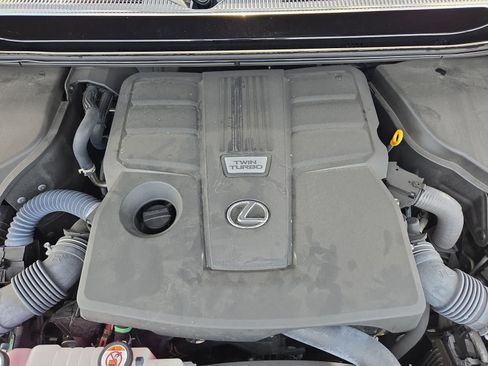 Used 2024 Lexus GX 550 w/ Accessory Package (31) image 13