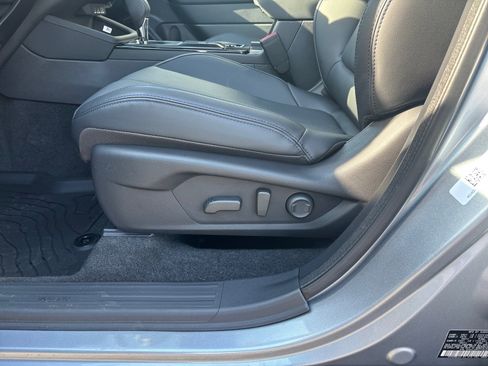 New 2026 Subaru Forester Limited image 13