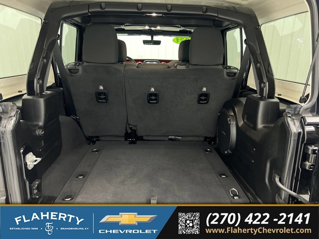 Used 2021 Jeep Wrangler Unlimited Rubicon AWD/4WD image 22