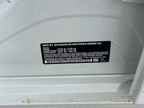 Used 2025 BMW 330i Sedan image 12