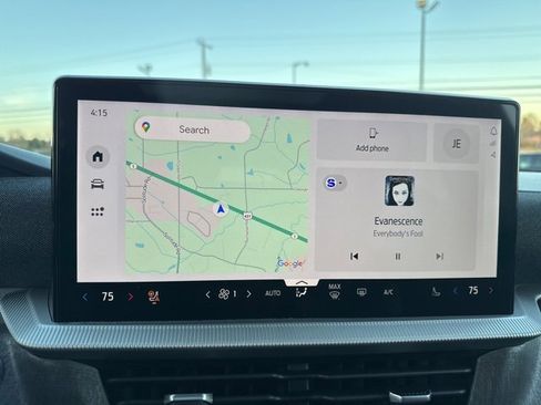 Used 2025 Ford Explorer Platinum image 30