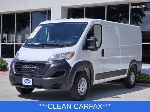 Used 2025 RAM ProMaster 2500 FWD image 3