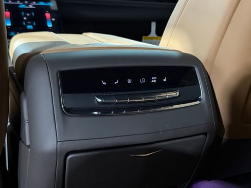 New 2026 Cadillac Escalade ESV Luxury image 46