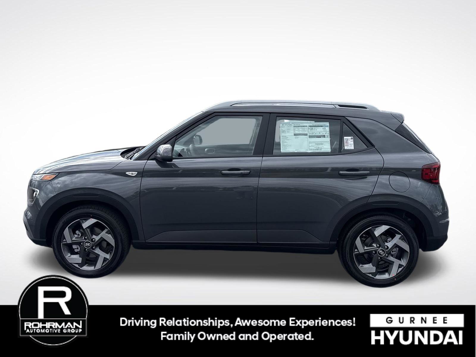 Used 2026 Hyundai Venue SEL FWD image 5