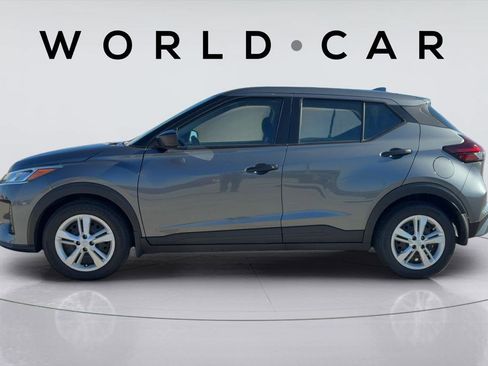 Used 2025 Nissan Kicks Play S image 4