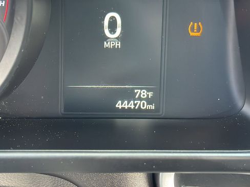 Used 2023 Hyundai Elantra SEL image 24