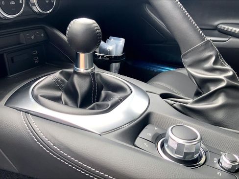 New 2026 MAZDA MX-5 Miata RF Grand Touring RWD image 7