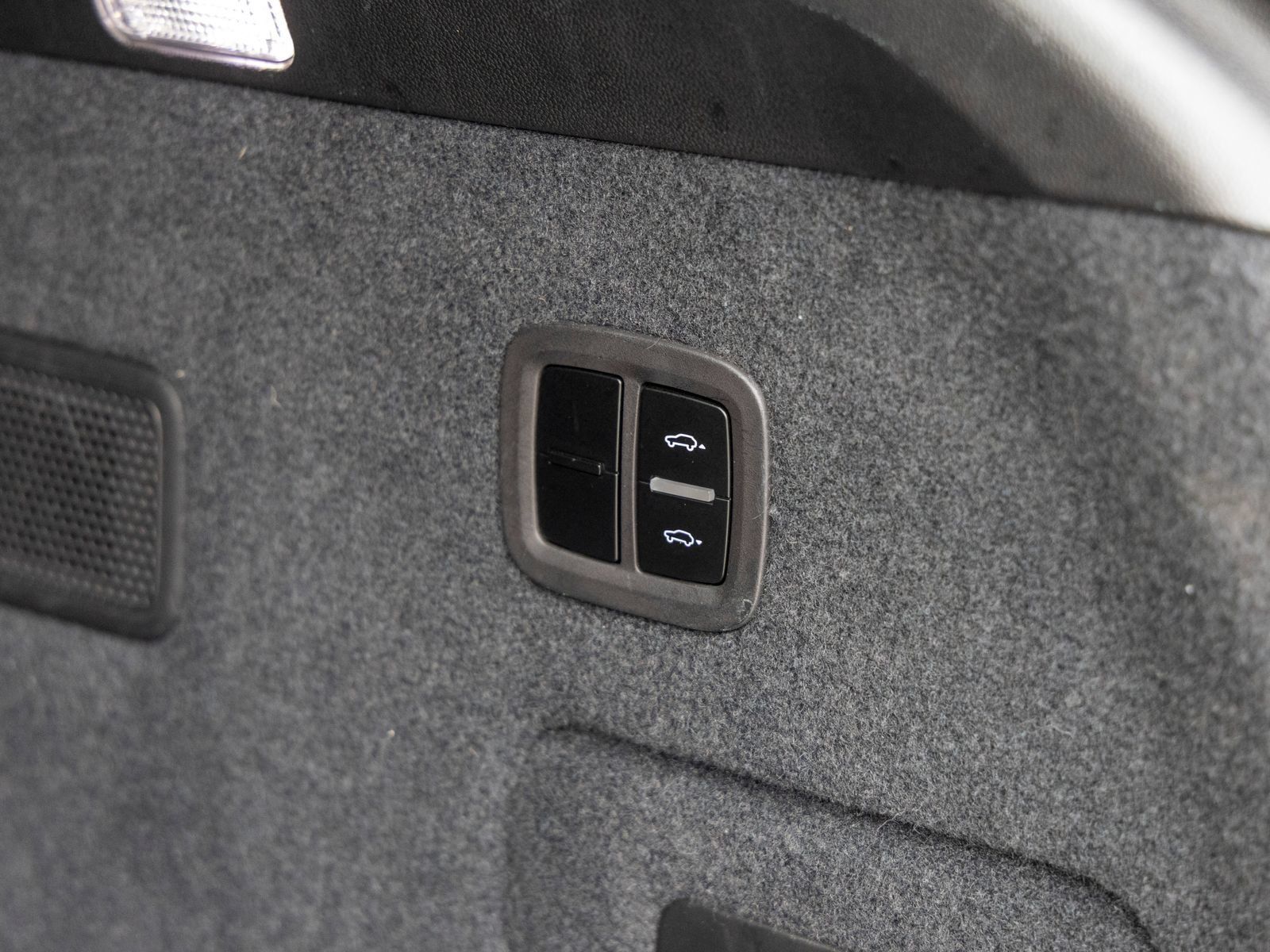 Certified 2023 Porsche Cayenne GTS AWD/4WD image 59