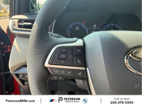 Used 2026 Toyota Sienna Platinum AWD/4WD image 35