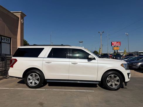 Used 2019 Ford Expedition Max XLT w/ Equipment Group 202A RWD image 4