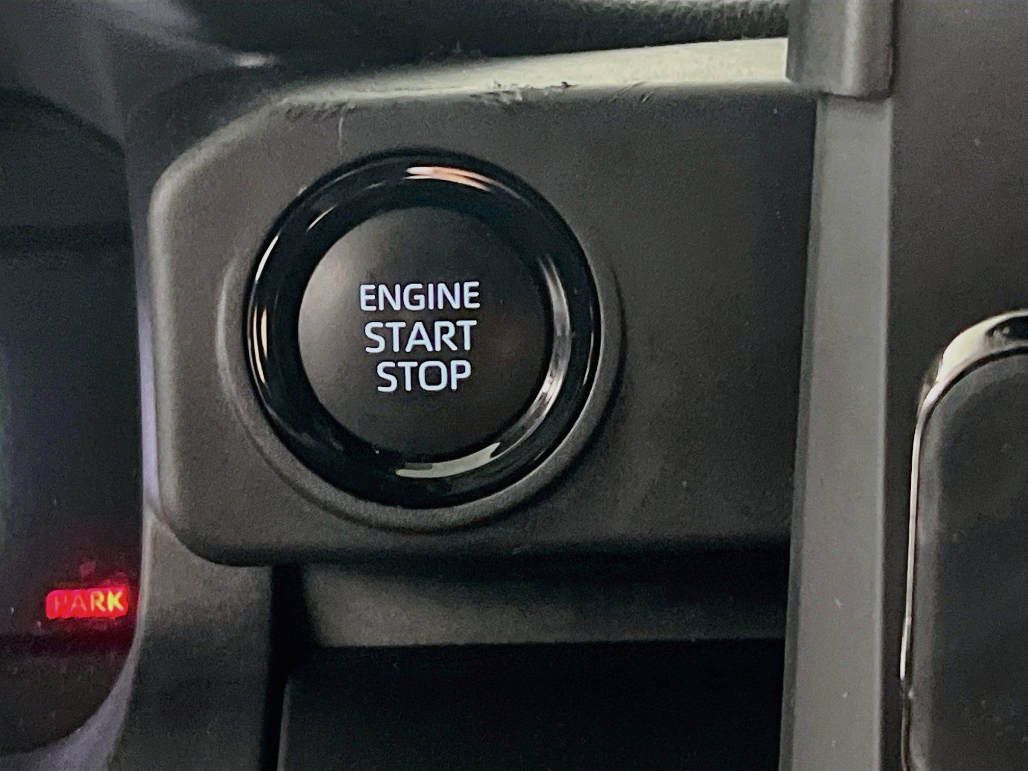Used 2024 Toyota Tacoma SR AWD/4WD image 23
