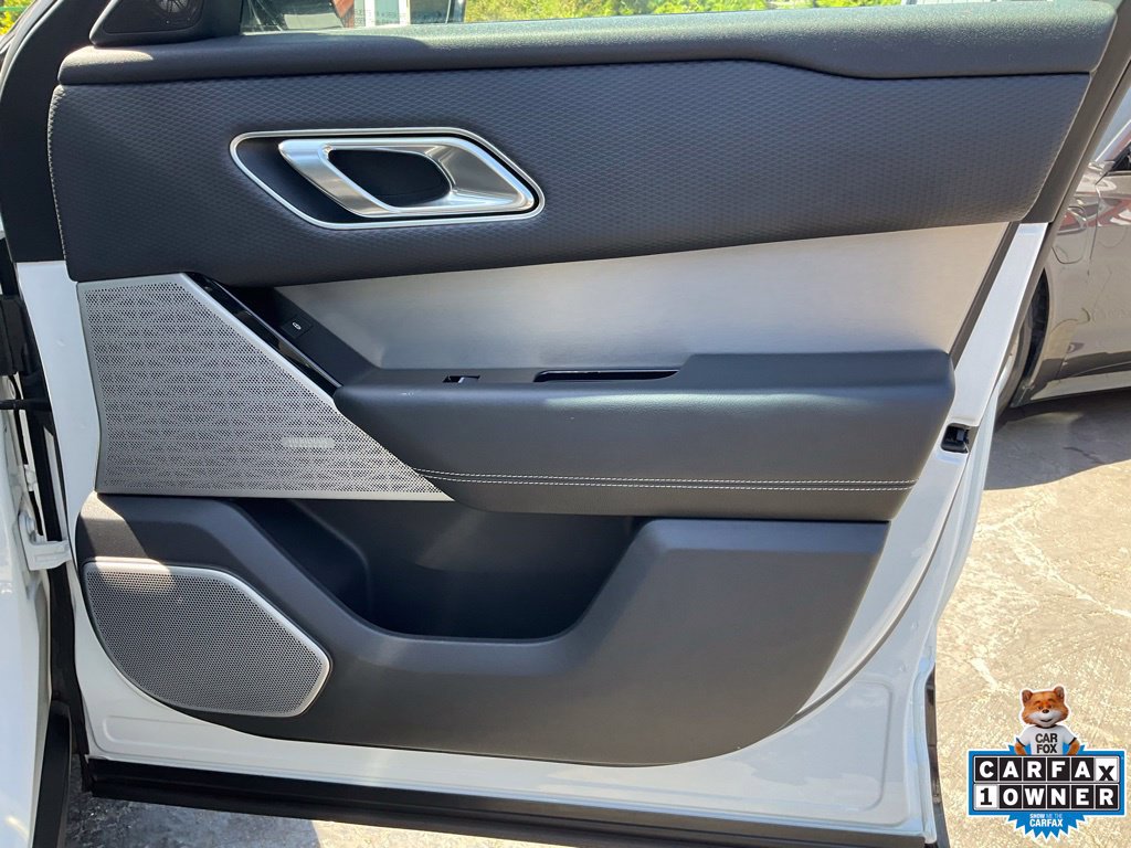 Used 2018 Land Rover Range Rover Velar R-Dynamic SE AWD/4WD image 70