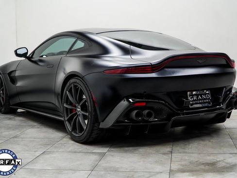 Used 2020 Aston Martin V8 Vantage Coupe image 11
