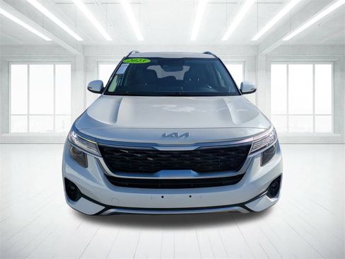 Used 2023 Kia Seltos S w/ Navigation Package image 8