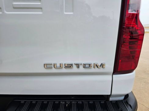 Used 2023 Chevrolet Silverado 2500 Custom w/ Custom Value Package AWD/4WD image 6