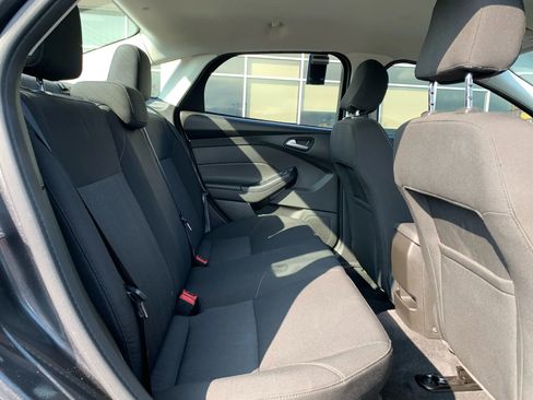 Used 2016 Ford Focus SE image 27