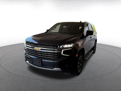 Used 2024 Chevrolet Tahoe LT w/ Luxury Package RWD image 7