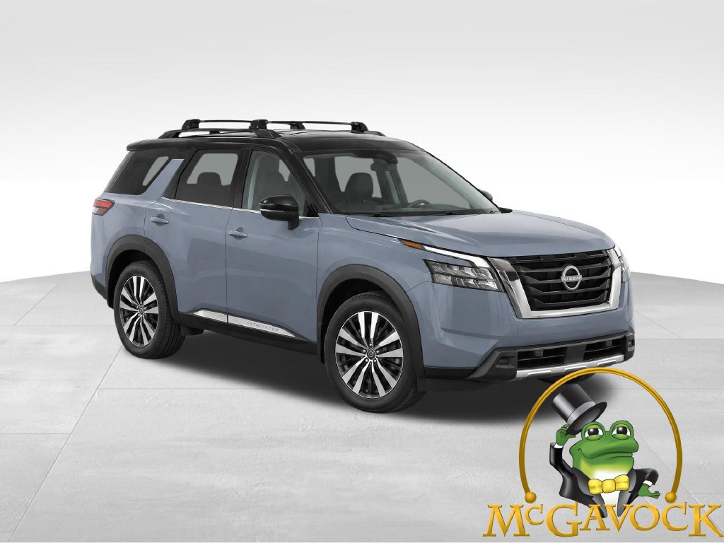 Certified 2025 Nissan Pathfinder Platinum w/ Cargo Package FWD image 1