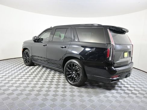 Used 2024 Cadillac Escalade Sport Platinum w/ LPO, ONYX Package AWD/4WD image 4