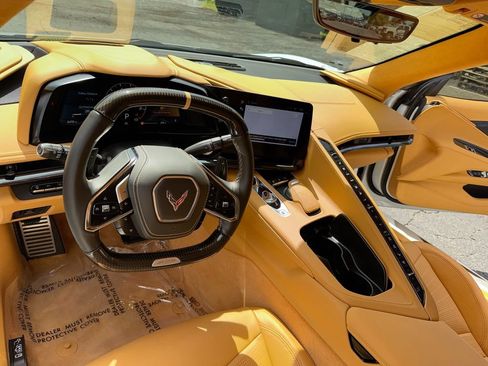 Used 2024 Chevrolet Corvette Z06 RWD image 31