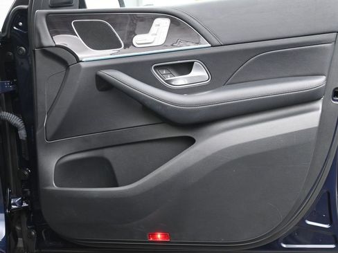 Used 2021 Mercedes-Benz GLE 450 4MATIC image 24