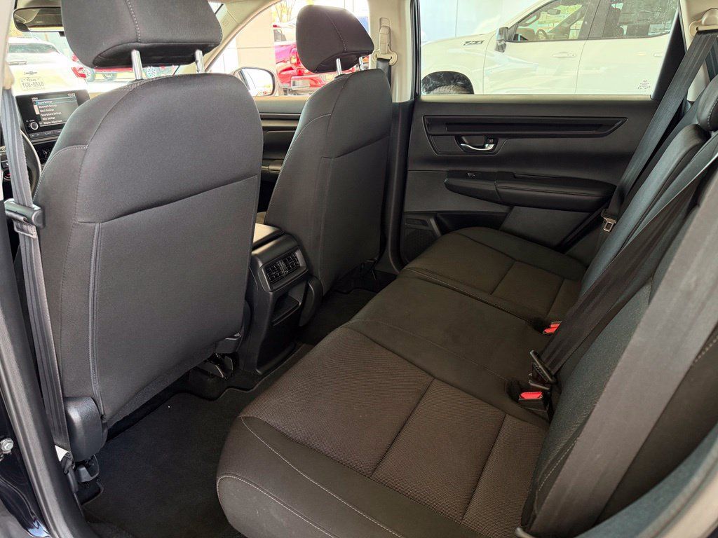 Used 2024 Honda CR-V LX image 16