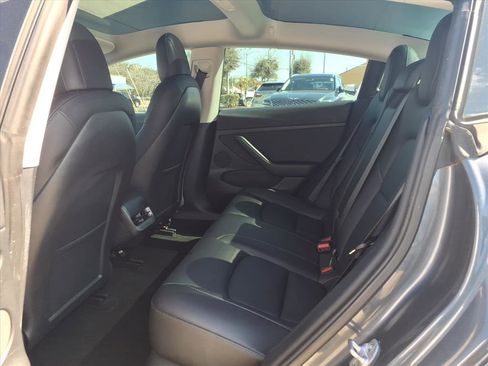 Used 2022 Tesla Model 3 Performance image 17