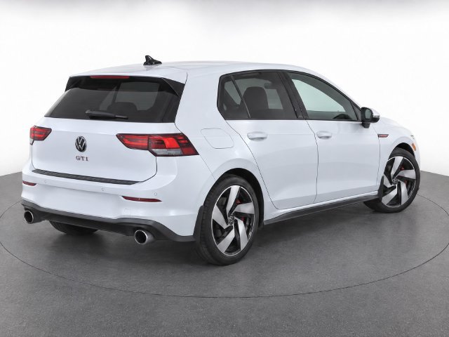 Used 2022 Volkswagen GTI SE FWD image 6