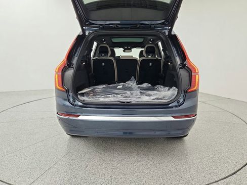 New 2026 Volvo XC90 B6 Plus w/ Protection Package image 19