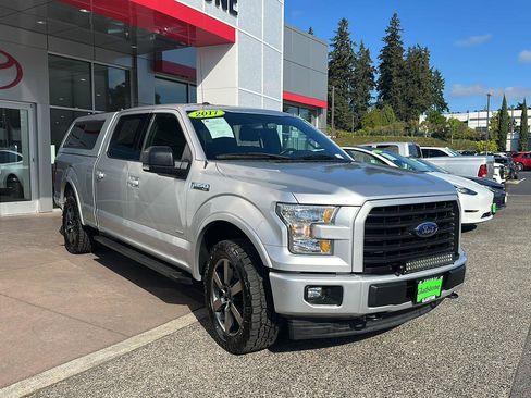 Used 2017 Ford F150 XLT w/ Equipment Group 302A Luxury AWD/4WD image 7