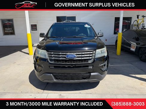 Used 2017 Ford Explorer 4WD Police Interceptor image 3