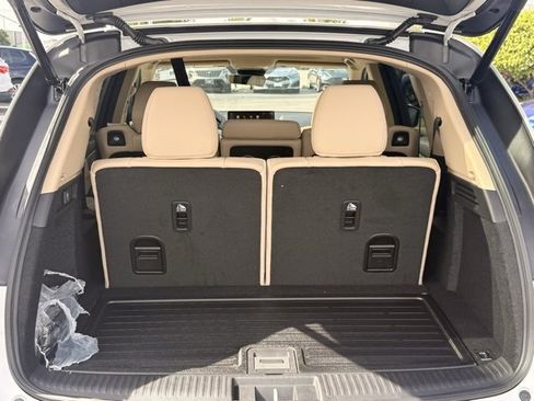New 2026 Acura MDX SH-AWD image 7