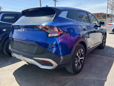 Used 2023 Kia Sportage EX FWD image 5