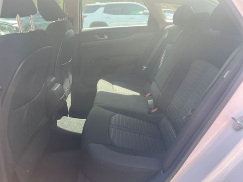 Used 2025 Kia K5 LXS image 24