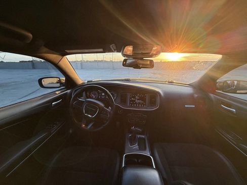 Used 2019 Dodge Charger R/T w/ Plus Group image 18