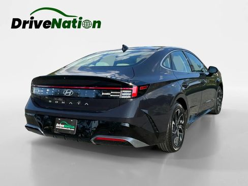 Used 2025 Hyundai Sonata SEL FWD image 5