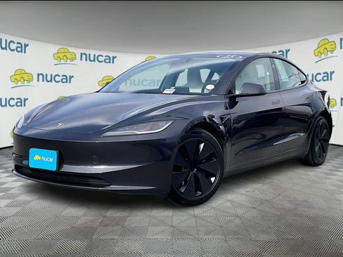 Used 2025 Tesla Model 3 Long Range image 3