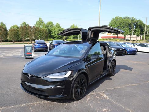 Used 2022 Tesla Model X AWD/4WD image 17