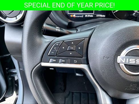 Used 2022 Nissan Kicks SV image 11