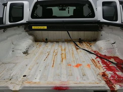 Used 2019 Nissan Frontier S image 11