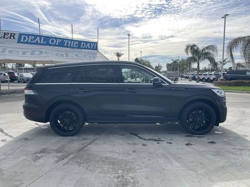 Used 2020 Lincoln Aviator Grand Touring w/ Equipment Group 302A image 9