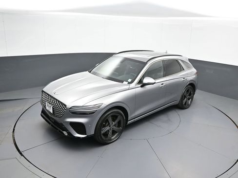 Used 2023 Genesis GV70 2.5T w/ Sport Prestige Package image 34