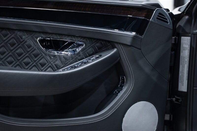 Used 2020 Bentley Continental GT AWD/4WD image 24
