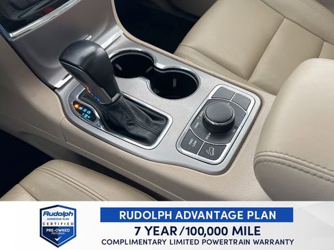 Used 2021 Jeep Grand Cherokee Limited image 37