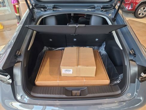 New 2026 Toyota Prius Plug-In Hybrid image 16