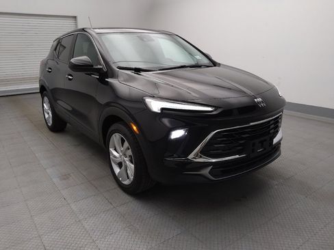 Used 2024 Buick Encore GX Preferred FWD image 13