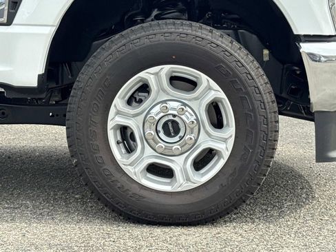 New 2026 Ford F350 XLT w/ FX4 Off-Road Package image 31