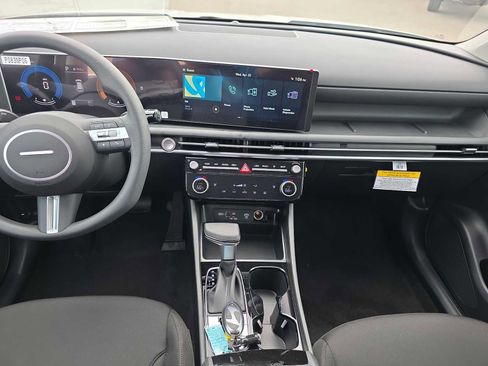 New 2026 Hyundai Tucson SEL image 13